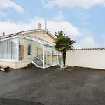 Holiday home Maison Boyardville Piscine Chauffee